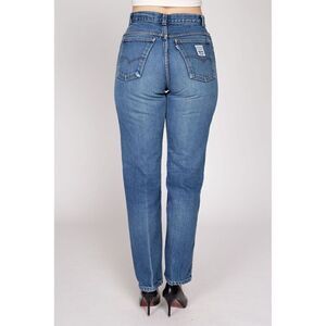 Levi’s White Tab SF207 Women’s Vintage High Rise Rigid Denim Slim Tapered Leg Je